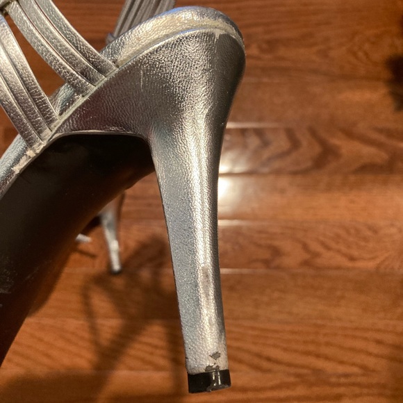 Silver Ralph Lauren heels - Picture 5 of 8